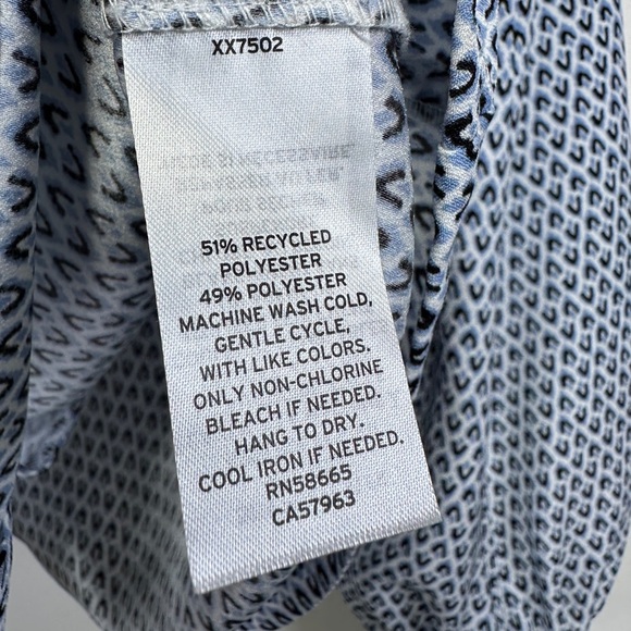 Nordstrom | Blue Patterned V-Neck Blouse | Balloon Sleeve Button-Up Shirt - Picture 5 of 6